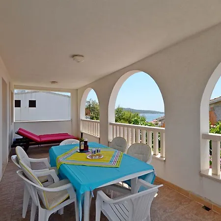 Branislav 아파트 *